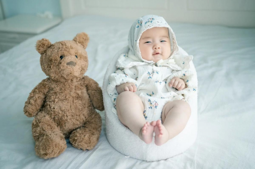 青岛宝宝多大可以睡枕头 青岛宝宝多大可以睡枕头